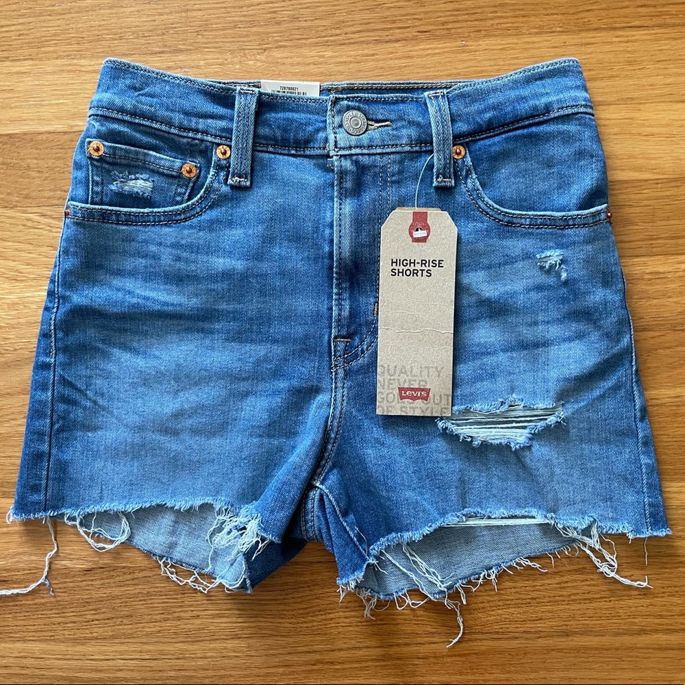 Levi’s women’s high-rise jean shorts